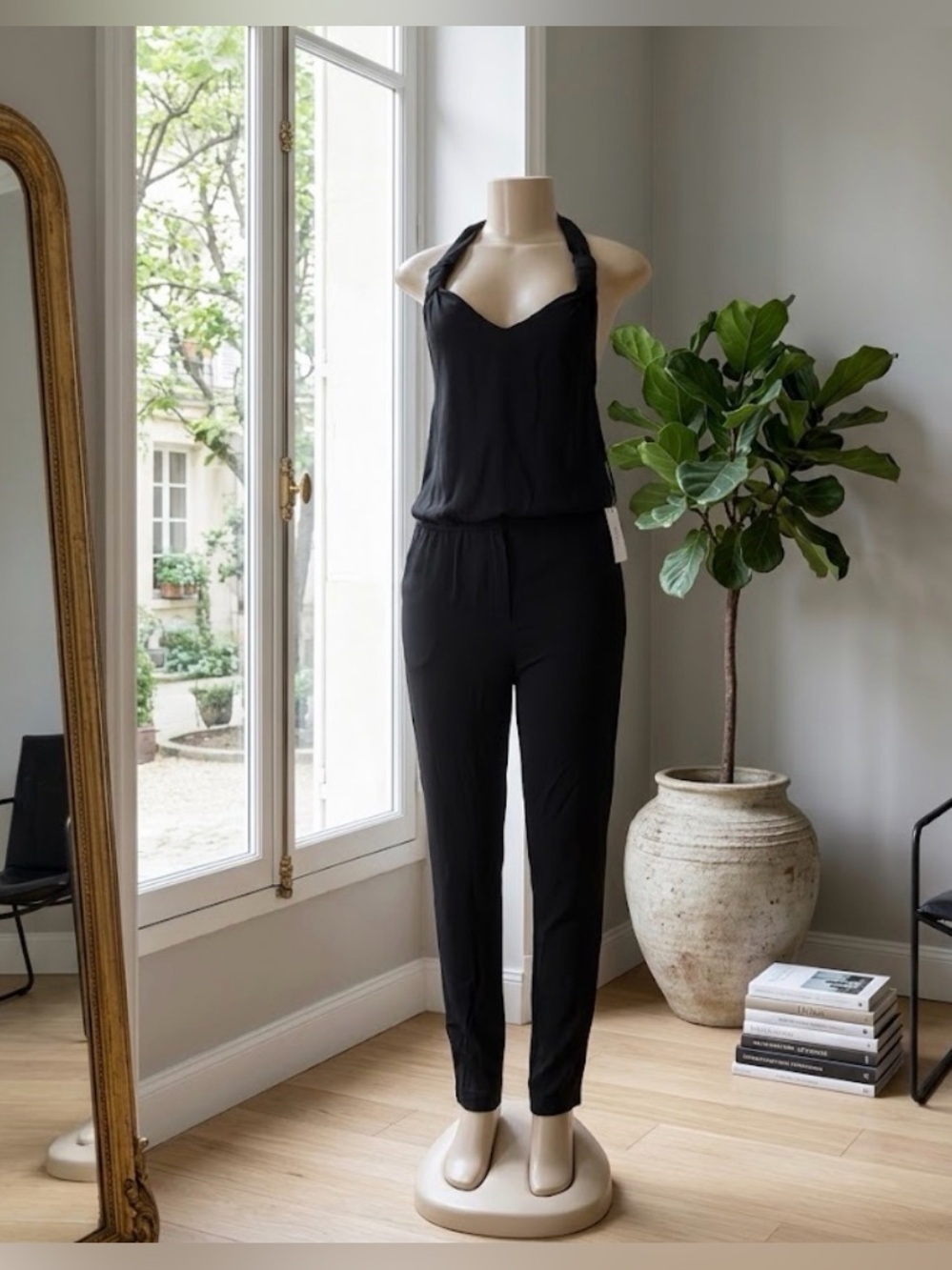 Dex Black Long Jumpsuit – Halter Neck and V-Neck Size M